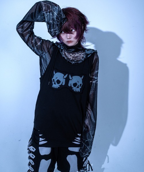 Gamchu（ガムチュ）の「『Gamchu/ガムチュ』ボクは蛛絡獣の幻皮のつもり。ラメシアートップス（Tシャツ/カットソー・レディース・ブラック/グレー・FREE）」の12枚目の写真