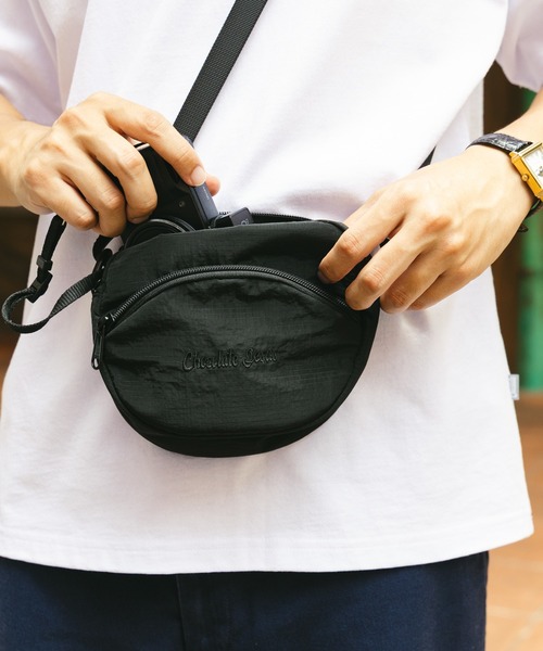 Chocolate Jesus (チョコレートジーザス )の「CJ NYLON POUCH(ショルダーバッグ・メンズ・ブラック/イエロー・FREE)」の13枚目の写真
