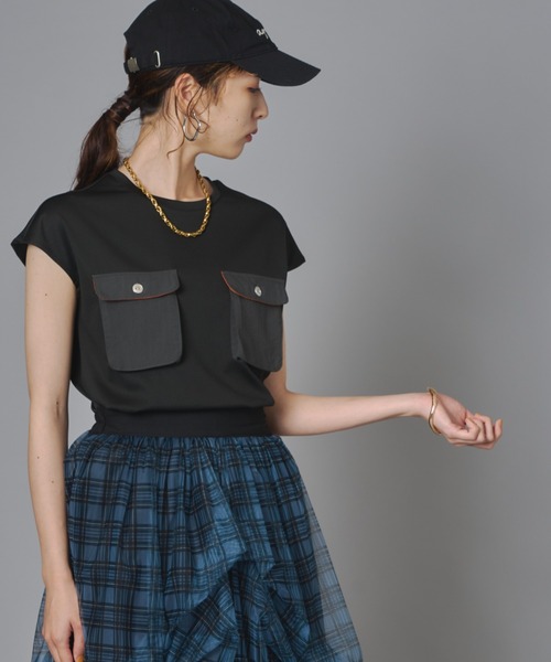 terrace(テラス)の「異素材ポケット付きシルケットTシャツ(Tシャツ/カットソー・レディース・ブラック/オフホワイト/カーキ・FREE)」の3枚目の写真