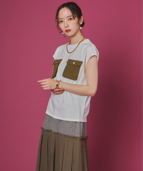 terrace(テラス)の「異素材ポケット付きシルケットTシャツ(Tシャツ/カットソー・レディース・ブラック/オフホワイト/カーキ・FREE)」の22枚目の写真