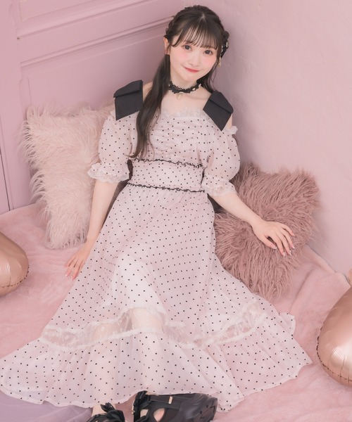 ROJITA（ロジータ）の「肩リボンハートドットオフショルワンピース（ワンピース・レディース・アイボリー/ブラック/ピンク・FREE）」の10枚目の写真