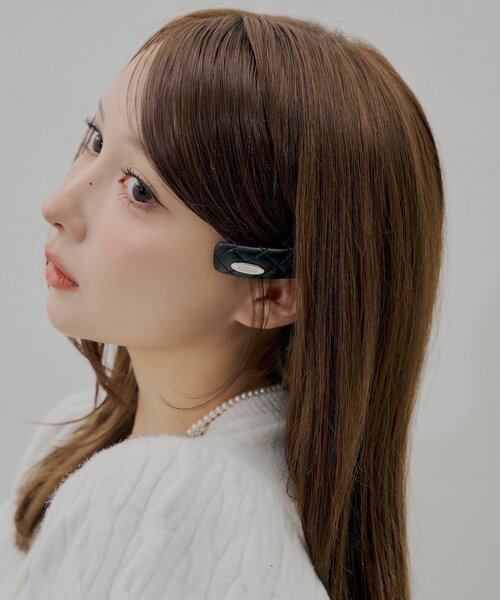 Chico(チコ)の「キルティングヘアピンセット(その他ヘアアクセサリー・レディース・ブラック/アイボリー・FREE)」の3枚目の写真