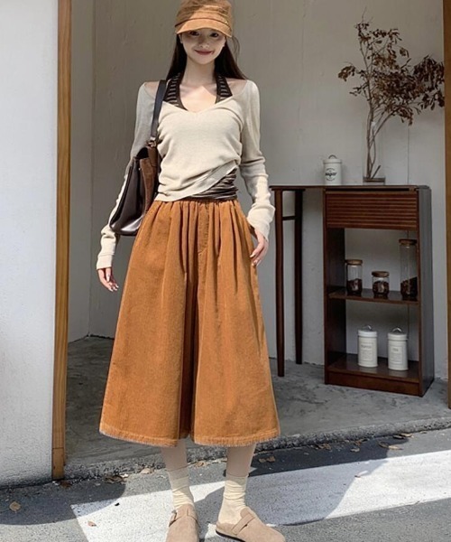 semplice(センプリチェ)の「秋冬向け コーデュロイワイドクロップパンツ(その他パンツ・レディース・ベージュ/ブラウン/ブルー/キャメル・F)」の5枚目の写真
