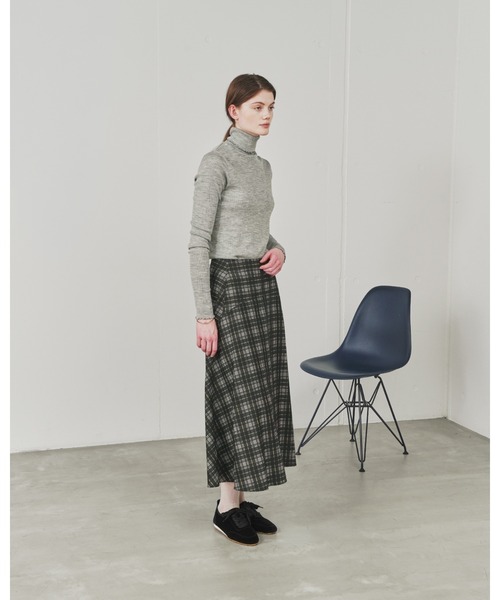 Emma Francis（エマフランシス）の「ベルベット スニーカー（スニーカー・レディース・ピンク/ブラック・23.5cm/23.0cm/25.0cm/22.5cm/24.5cm/24.0cm）」の16枚目の写真