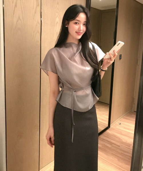 Aelina(エリナ)の「リボン半袖トップス(シャツ/ブラウス・レディース・グレー/ベージュ・FREE)」の21枚目の写真
