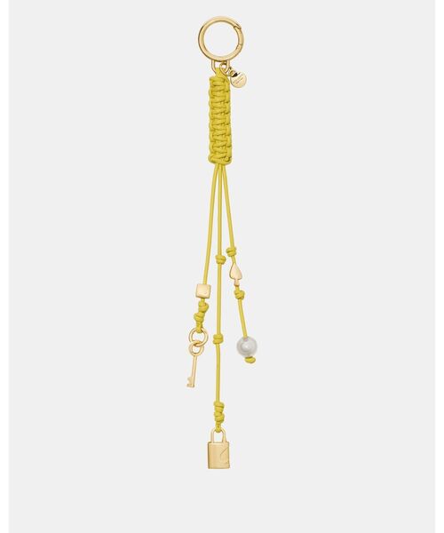 kate spade new york(ケイトスペード ニューヨーク)の「チャームド ブレイデッド バッグ チャーム(キーホルダー・レディース・イエロー・ONESIZE)」の1枚目の写真
