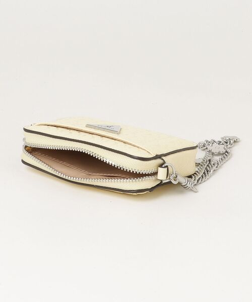 Guess(ゲス)の「LAIKA ID Wristlet(財布・レディース・ブラック/ライトイエロー・ONE SIZE)」の12枚目の写真