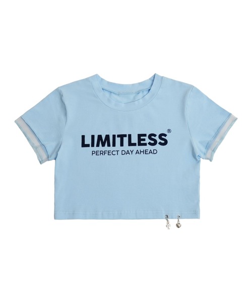 Amly City(アンリーシティ)の「チャーム付きクロップTシャツ(Tシャツ/カットソー・レディース・ネイビー/ベビーピンク/ライトブルー・FREE)」の2枚目の写真