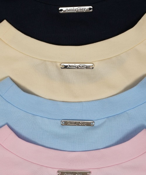 Amly City(アンリーシティ)の「チャーム付きクロップTシャツ(Tシャツ/カットソー・レディース・ネイビー/ベビーピンク/ライトブルー・FREE)」の9枚目の写真