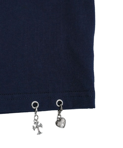 Amly City(アンリーシティ)の「チャーム付きクロップTシャツ(Tシャツ/カットソー・レディース・ネイビー/ベビーピンク/ライトブルー・FREE)」の10枚目の写真