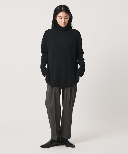 MARW UNITED ARROWS(マルゥ ユナイテッドアローズ)の「<MARW UNITED ARROWS>ルーズ タートルネック ニット(ニット/セーター・レディース・グレー/ダークブラウン/オフホワイト/ブラック・FREE)」の11枚目の写真