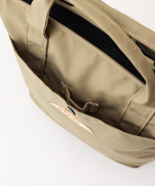 KELTY(ケルティ)の「2WAY/A4対応【KELTY】ES SHOULDER ZIP TOTE(トートバッグ・レディース・タン/ブラウン系/ベージュ/セージグリーン/ブラック・ONE SIZE)」の18枚目の写真