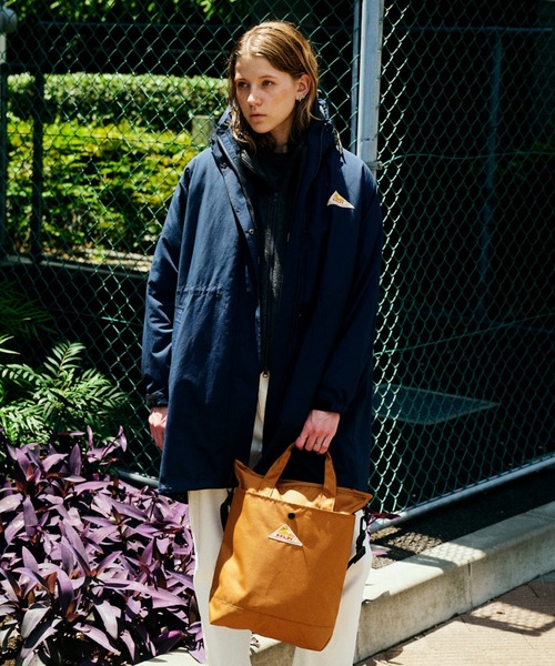 KELTY(ケルティ)の「2WAY/A4対応【KELTY】ES SHOULDER ZIP TOTE(トートバッグ・レディース・タン/ブラウン系/ベージュ/セージグリーン/ブラック・ONE SIZE)」の13枚目の写真
