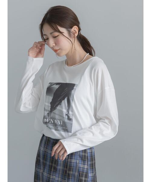Te chichi(テチチ)の「モノクロームフォトロンT(Tシャツ/カットソー・レディース・オフホワイト/チャコールグレー/ブラウン・F)」の2枚目の写真