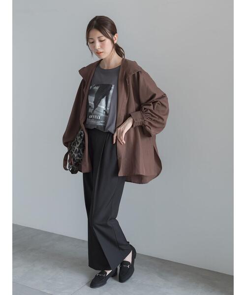 Te chichi(テチチ)の「モノクロームフォトロンT(Tシャツ/カットソー・レディース・オフホワイト/チャコールグレー/ブラウン・F)」の6枚目の写真