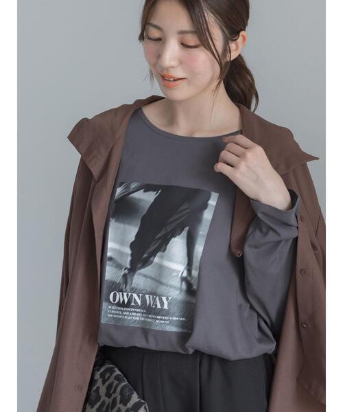 Te chichi(テチチ)の「モノクロームフォトロンT(Tシャツ/カットソー・レディース・オフホワイト/チャコールグレー/ブラウン・F)」の7枚目の写真