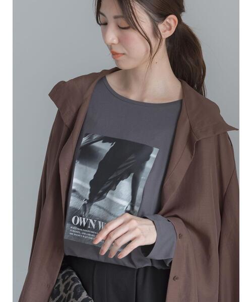 Te chichi(テチチ)の「モノクロームフォトロンT(Tシャツ/カットソー・レディース・オフホワイト/チャコールグレー/ブラウン・F)」の8枚目の写真