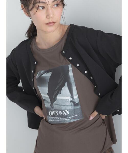 Te chichi(テチチ)の「モノクロームフォトロンT(Tシャツ/カットソー・レディース・オフホワイト/チャコールグレー/ブラウン・F)」の12枚目の写真