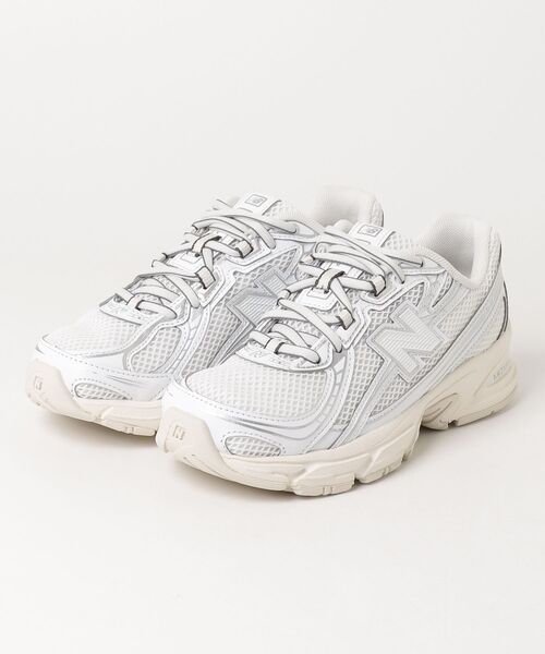 NEW BALANCE(ニューバランス)の「740(スニーカー・レディース・ホワイト・24.5cm/24.0cm/23.0cm/23.5cm/26.0cm/26.5cm/25.5cm/25.0cm/27.0cm/27.5cm/22.0cm/22.5cm/28.0cm/28.5cm/29.0cm/30.0cm)」の3枚目の写真