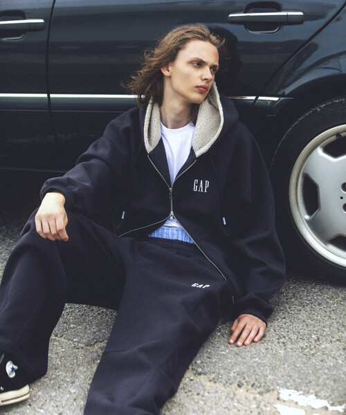 GAP(ギャップ)の「PUBLUX × GAP/ギャップ <セットアップ対応>別注 配色 ボア フード ポンチ スウェット パーカー 限定展開(パーカー・メンズ・ネイビー/ライトグレー/ブラック・SMALL/MEDIUM/LARGE)」の1枚目の写真