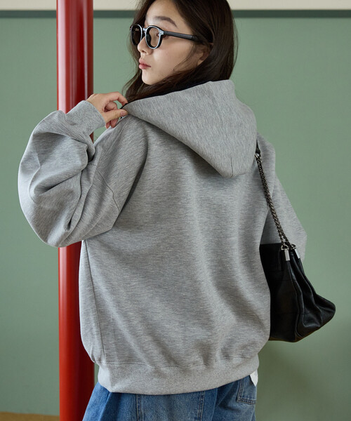 GAP(ギャップ)の「PUBLUX × GAP/ギャップ <セットアップ対応>別注 配色 ボア フード ポンチ スウェット パーカー 限定展開(パーカー・メンズ・ネイビー/ライトグレー/ブラック・SMALL/MEDIUM/LARGE)」の13枚目の写真