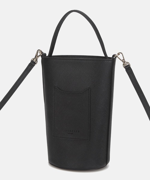 METROCITY(メトロシティ)の「レザー ミニバケット 2WAYショルダーバッグ - ブラック(ショルダーバッグ・レディース・ブラック・FREE)」の4枚目の写真