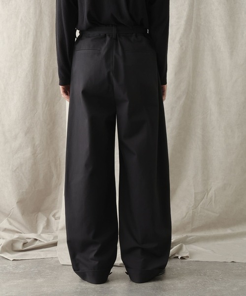 HARE（ハレ）の「【NARRIL】ORIGATA-STYLE Tuck Barrel Pants（その他パンツ・メンズ・ブラウン/ブラック・FREE）」の21枚目の写真