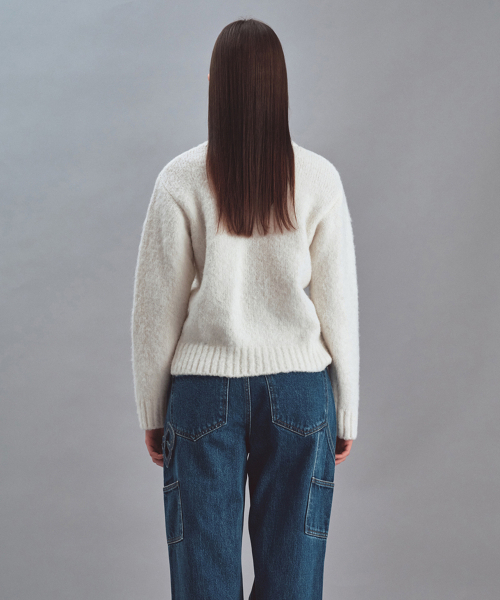 Rest&Recreation(レストアンドレクリエーション)の「HEART LOGO WOOL KNIT TOP - IVORY(ニット/セーター・レディース・その他・ONE SIZE)」の4枚目の写真