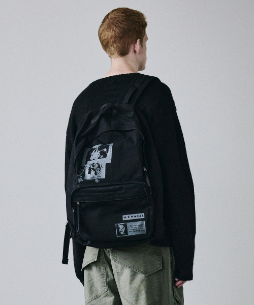 MAISON MINED（メゾンミネド）の「FRAGMENT コラージュバックパック（バックパック/リュック・メンズ・その他・FREE）」の2枚目の写真