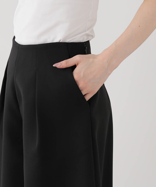 La TOTALITE(ラトータリテ)の「【洗える】La Totalite ボンディングショートパンツ(その他パンツ・レディース・ブラック・FREE)」の7枚目の写真