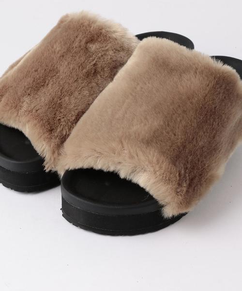 Boisson Chocolat(ボワソンショコラ)の「BBC フェイクファーサンダル(サンダル・レディース・ブラック/ベージュ/イエロー/レンガ・36/37/38)」の7枚目の写真