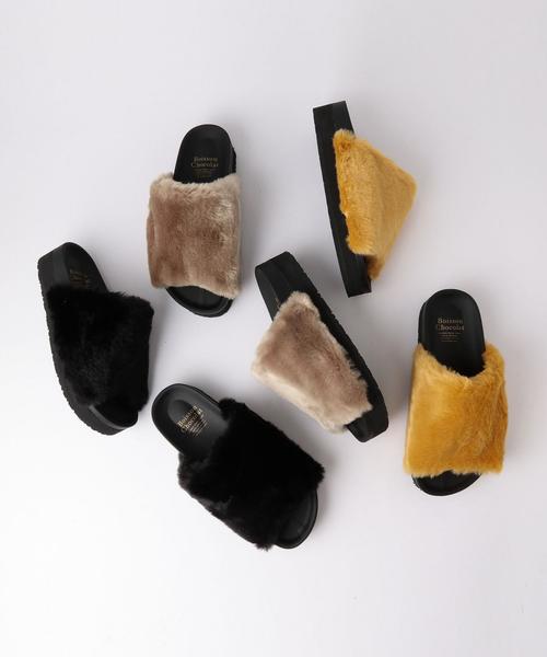 Boisson Chocolat(ボワソンショコラ)の「BBC フェイクファーサンダル(サンダル・レディース・ブラック/ベージュ/イエロー/レンガ・36/37/38)」の9枚目の写真