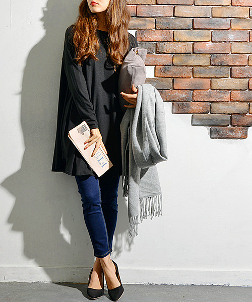 coca（coca）（コカ）の「ゆったりサーキュラーカットソーワンピース（チュニック・レディース・ブラック/オフホワイト/グレー・ONE SIZE）」の15枚目の写真