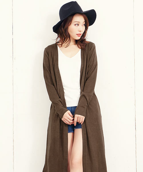 KOBE LETTUCE（コウベレタス）の「ポケット付シンプル薄手ニットソーロングカーディガン（カーディガン/ボレロ・レディース・グレー/チャコールグレー/ダークオレンジ/ブラック/カーキ/モカ/ベージュ/ネイビー/ブルーグリーン/ブラウン/ボルドー/キャメル/グリーン系その他2/パープル系その他2/ブルー系その他/ベージュ系その他2/ホワイト系その他2/ベージュ系その他/ブラウン系その他/グレー系その他/グリーン系その他/パープル系その他/レッド系その他/ホワイト系その他/ブラック系その他/ブラウン系その他2/ブラウン系その他3/ベージュ系その他3/ブルー系その他2/ブルー系その他3/ブルー系その他4/ブルー系その他5/イエロー系その他2/レッド系その他2/ブラウン系その他4/ブラウン系その他5/ブラウン系その他6/ブラック系その他2/イエロー系その他/グレー系その他2/ベージュ系その他4/マスタード/ブラウン系その他7/オフホワイト/ピンク/ピンク系その他/ホワイト系その他3/グリーン系/ブラウン系/グリーン・2/ONE SIZE/1/3）」の14枚目の写真