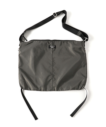 ZUCCa | （S)ナイロンショルダーバッグ(トートバッグ)