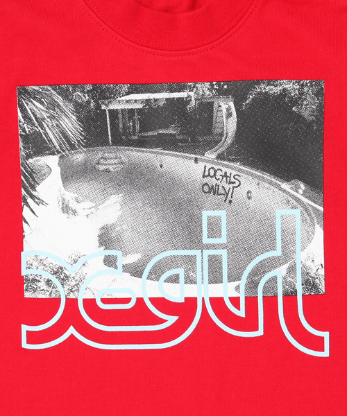 X-girl Stages(エックスガールステージス)の「S/S TEE “BACKYARD” (12M~3T)(Tシャツ/カットソー・キッズ・ホワイト/アッシュグレー/レッド・12M/2T/3T)」の8枚目の写真