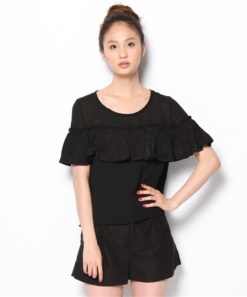 mystic（ミスティック）の「【web限定価格】半袖ギャザーフリルP/O（シャツ/ブラウス・レディース・ブラック/オフホワイト/ベージュ/ブルー/ピンク・ﾌﾘ-）」の3枚目の写真