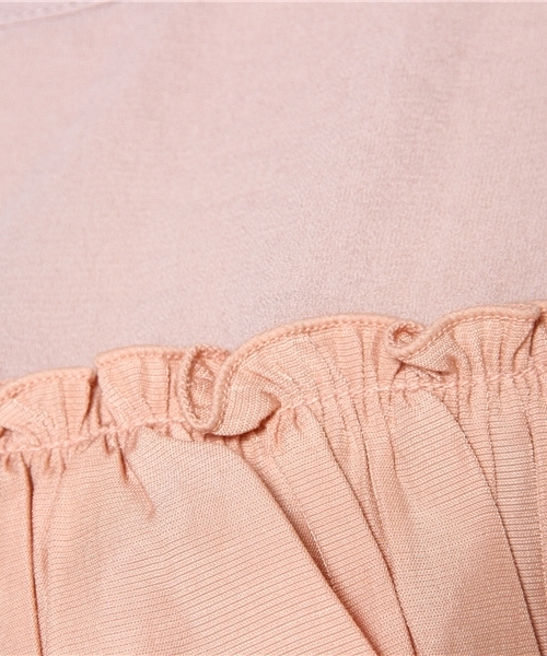 mystic（ミスティック）の「【web限定価格】半袖ギャザーフリルP/O（シャツ/ブラウス・レディース・ブラック/オフホワイト/ベージュ/ブルー/ピンク・ﾌﾘ-）」の11枚目の写真