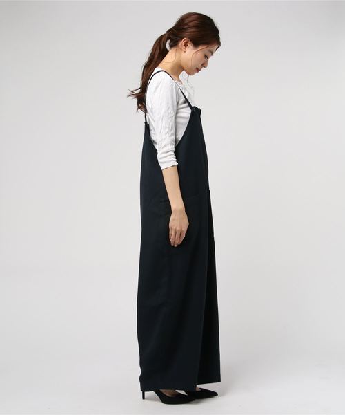 kha:ki（カーキ）の「「KHA:KI / カーキ」LINEN LIKE OVERALLS（サロペット/オーバーオール・レディース・ネイビー/ライトベージュ・1/2）」の3枚目の写真