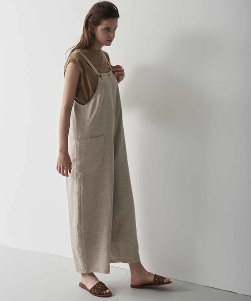 kha:ki（カーキ）の「「KHA:KI / カーキ」LINEN LIKE OVERALLS（サロペット/オーバーオール・レディース・ネイビー/ライトベージュ・1/2）」の10枚目の写真