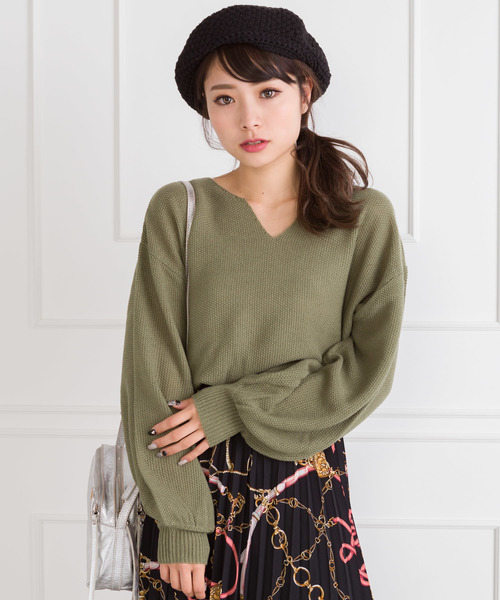 SpRay(スプレイ)の「【WEB限定】キーネックプルオーバー(ニット/セーター・レディース・ブラック/ベージュ/オフホワイト/カーキ/マスタード・FREE)」の5枚目の写真