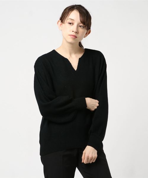 SpRay(スプレイ)の「【WEB限定】キーネックプルオーバー(ニット/セーター・レディース・ブラック/ベージュ/オフホワイト/カーキ/マスタード・FREE)」の14枚目の写真