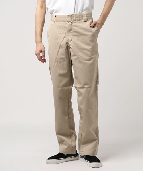 Carhartt WIP（カーハートダブリューアイピー）の「MASTER PANT（チノパンツ・メンズ・ダークブラウン/ブラウン/ブラック/グレー/グリーン/レッド/キナリ・32inch/30inch/28inch/34inch）」の2枚目の写真