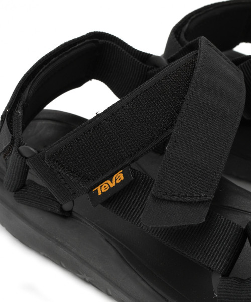 Teva（テバ）の「【TEVA/テバ】TERRA FLOAT[MEN] / LAKOLE（サンダル・メンズ・ブラック・MEDIUM/LARGE）」の4枚目の写真