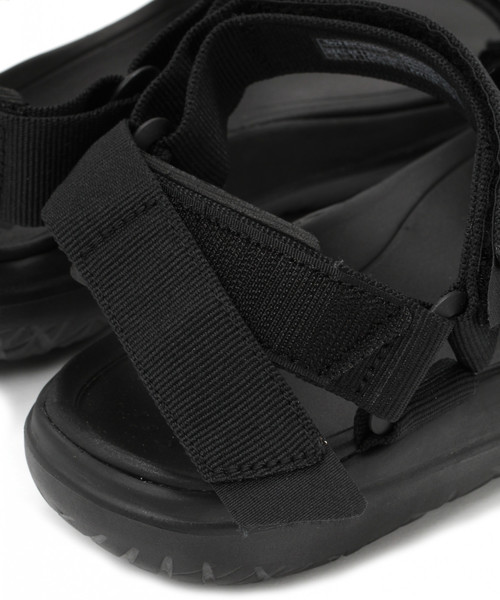 Teva（テバ）の「【TEVA/テバ】TERRA FLOAT[MEN] / LAKOLE（サンダル・メンズ・ブラック・MEDIUM/LARGE）」の15枚目の写真