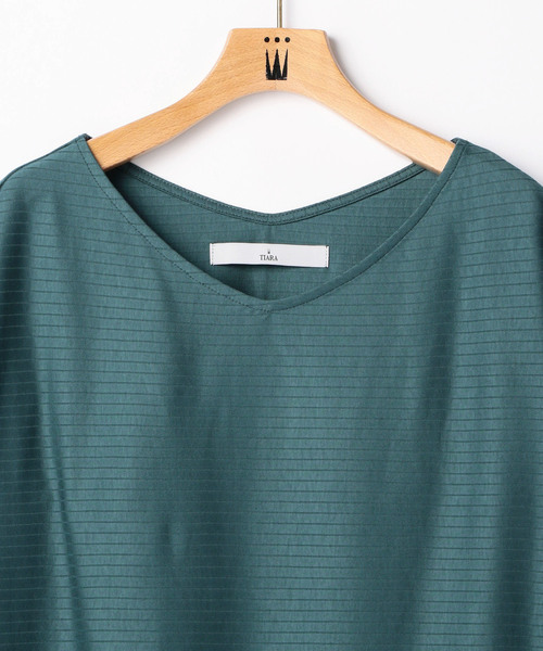 Tiara（ティアラ）の「ボートVネックリブトップス（Tシャツ/カットソー・レディース・ブラック/グリーン/グレー系その他・FREE）」の10枚目の写真