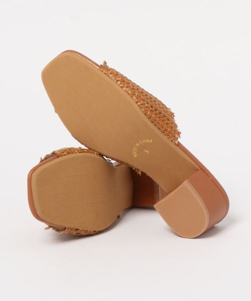 KOBE LETTUCE（コウベレタス）の「太チャンキーヒールメッシュ編みサンダル（サンダル・レディース・ホワイト/ベージュ系その他/キャメル・L/LL/M/S）」の5枚目の写真