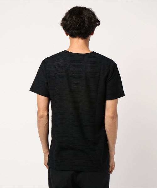 AZUL by moussy（アズールバイマウジー）の「ボーダータックVネックTシャツ BORDER TACK V/N T-SHIRT（Tシャツ/カットソー・メンズ・ホワイト/ブラック/ホワイト系その他・SMALL/X-LARGE/MEDIUM/LARGE/X-SMALL）」の5枚目の写真