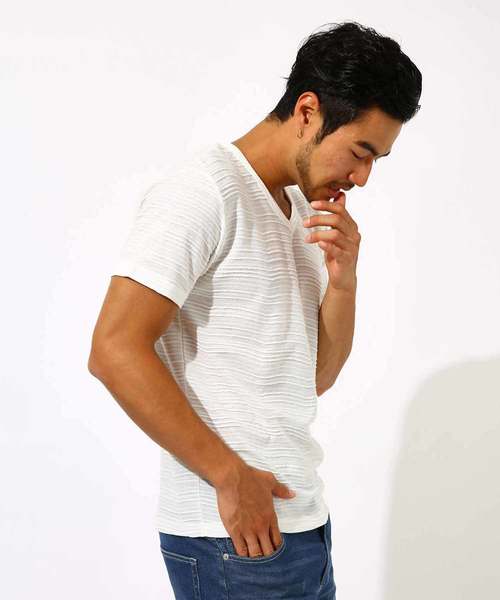 AZUL by moussy（アズールバイマウジー）の「ボーダータックVネックTシャツ BORDER TACK V/N T-SHIRT（Tシャツ/カットソー・メンズ・ホワイト/ブラック/ホワイト系その他・SMALL/X-LARGE/MEDIUM/LARGE/X-SMALL）」の8枚目の写真