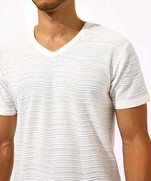 AZUL by moussy（アズールバイマウジー）の「ボーダータックVネックTシャツ BORDER TACK V/N T-SHIRT（Tシャツ/カットソー・メンズ・ホワイト/ブラック/ホワイト系その他・SMALL/X-LARGE/MEDIUM/LARGE/X-SMALL）」の16枚目の写真